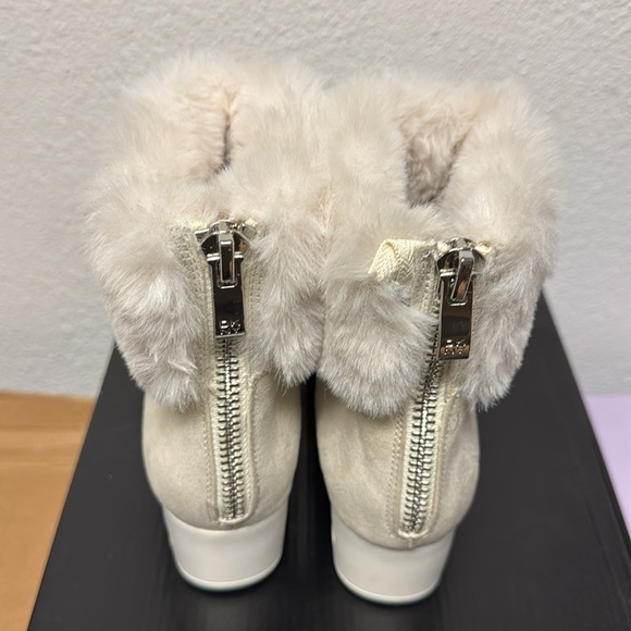 DKNY Women's Abri Wedge Booties - Picture 7 of 7